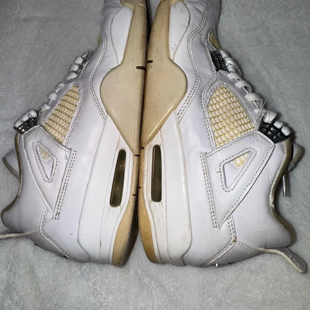 Air Jordan 4 Retro Pure Vintage Look Size 9.5